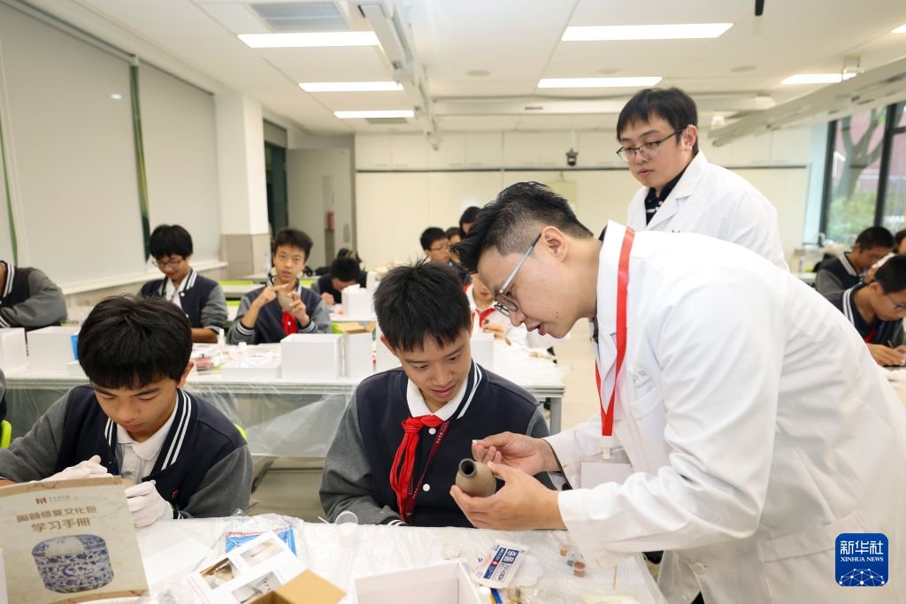 上海:文博展览进校园